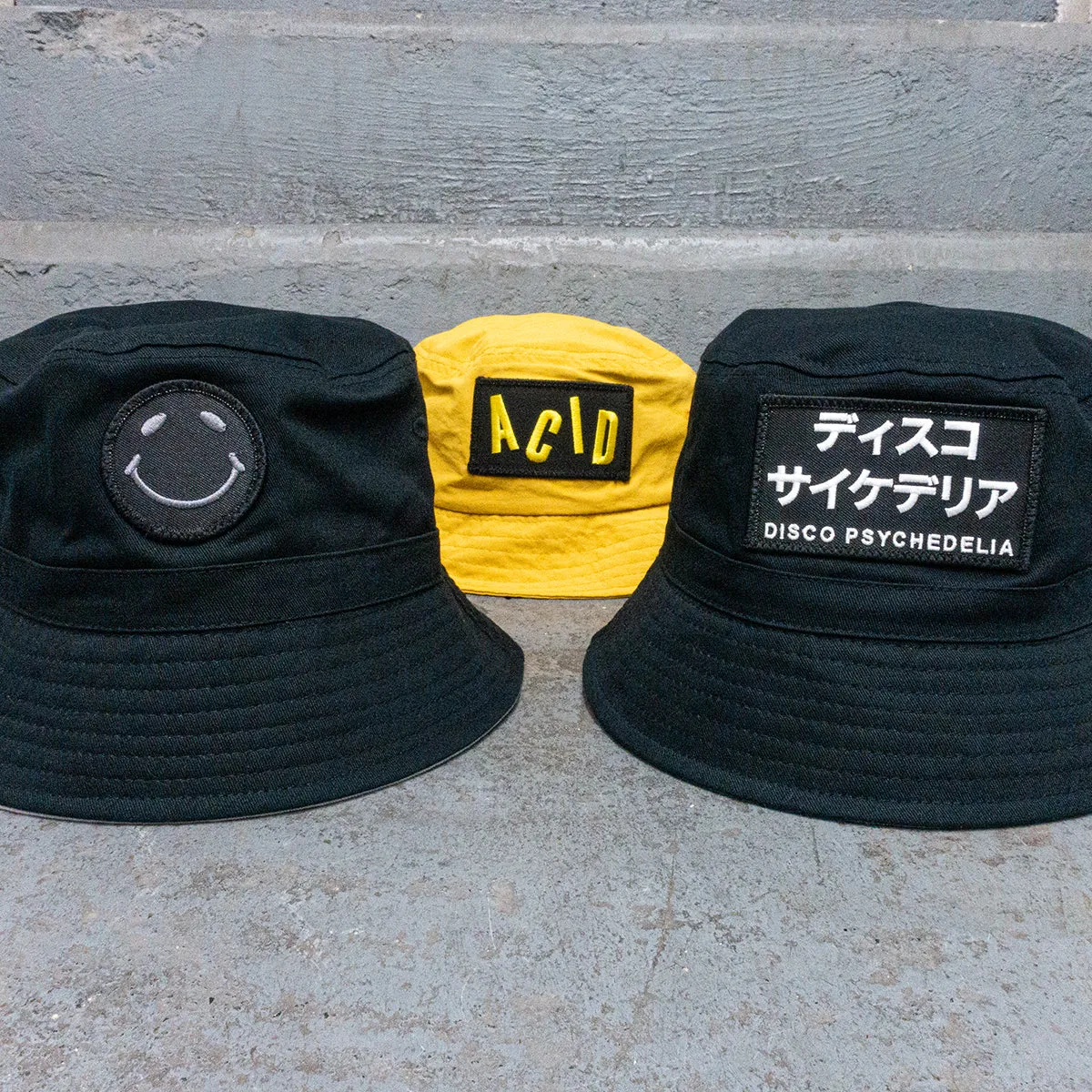 BB Smiley - Bucket Hat - Black