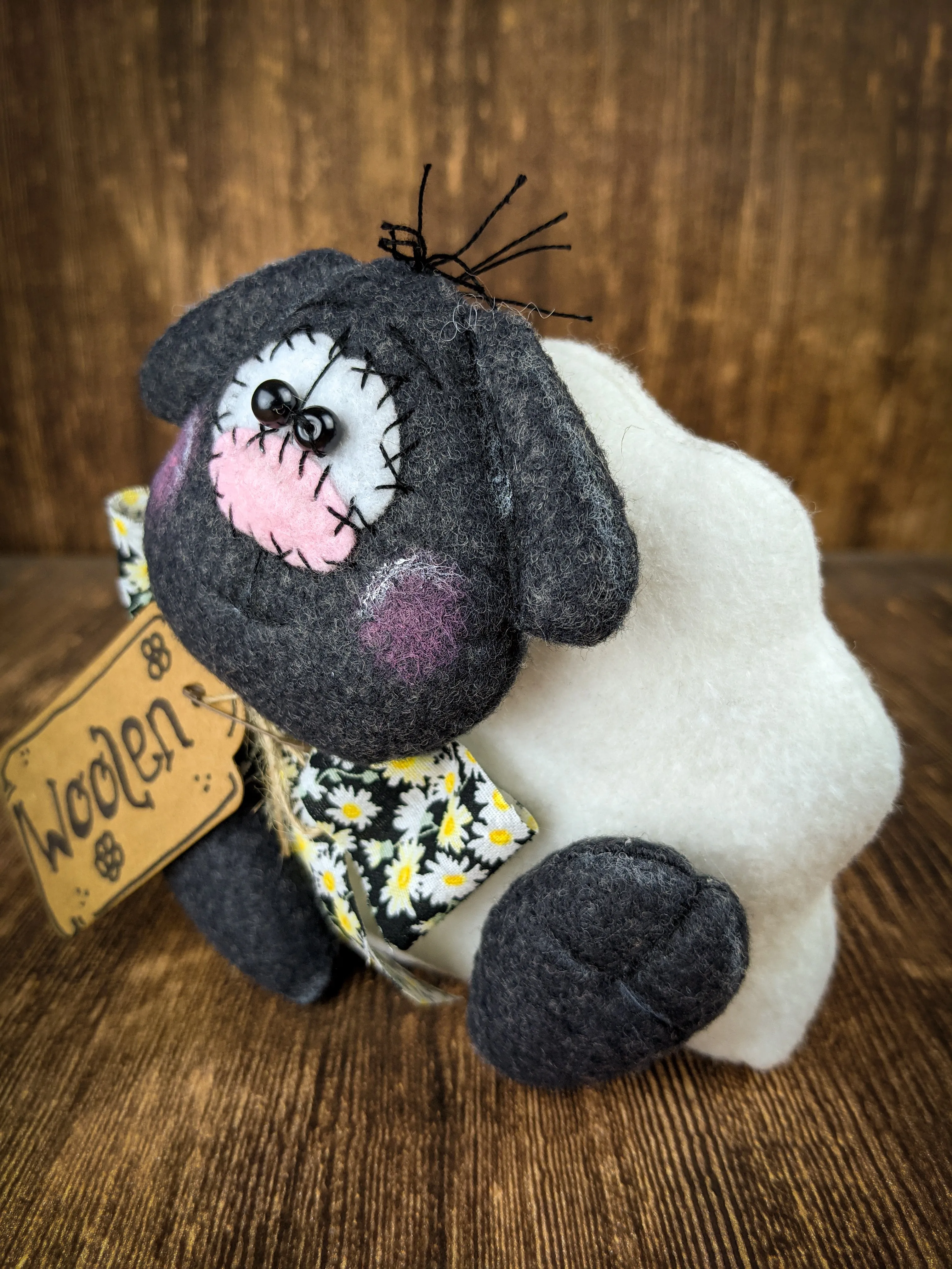 Woolen Sheep Primitive