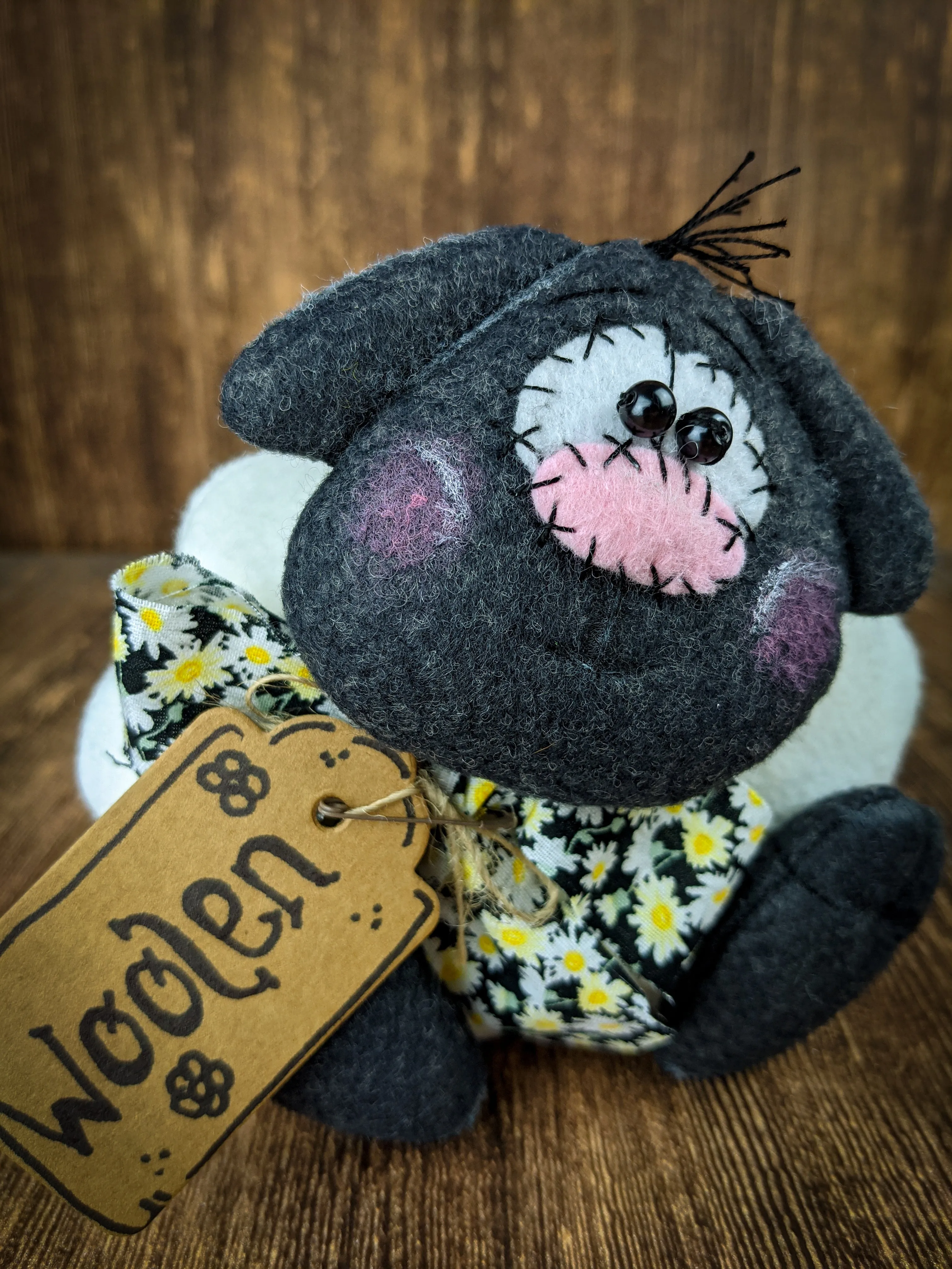 Woolen Sheep Primitive